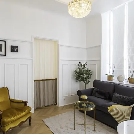 #59 Staywiz Us - Duplex Massena 1 Bdr Ac - 5 Mins Walk To Sea