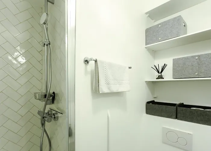 Διαμέρισμα #59 Staywiz Us - Duplex Massena 1 Bdr Ac - 5 Mins Walk To Sea *