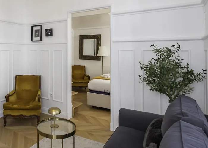 #59 Staywiz Us - Duplex Massena 1 Bdr Ac - 5 Mins Walk To Sea * Nice