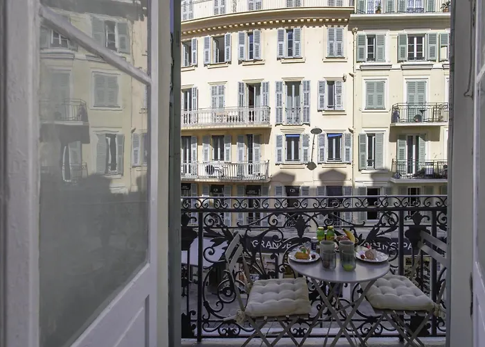 Apartment #59 Staywiz Us - Duplex Massena 1 Bdr Ac - 5 Mins Walk To Sea *