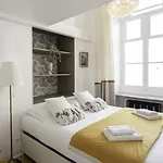 #59 Staywiz Us - Duplex Massena 1 Bdr Ac - 5 Mins Walk To Sea