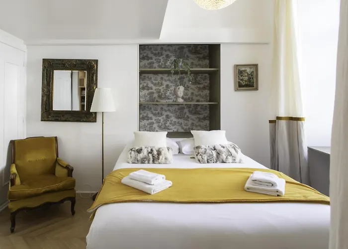 #59 Staywiz Us - Duplex Massena 1 Bdr Ac - 5 Mins Walk To Sea